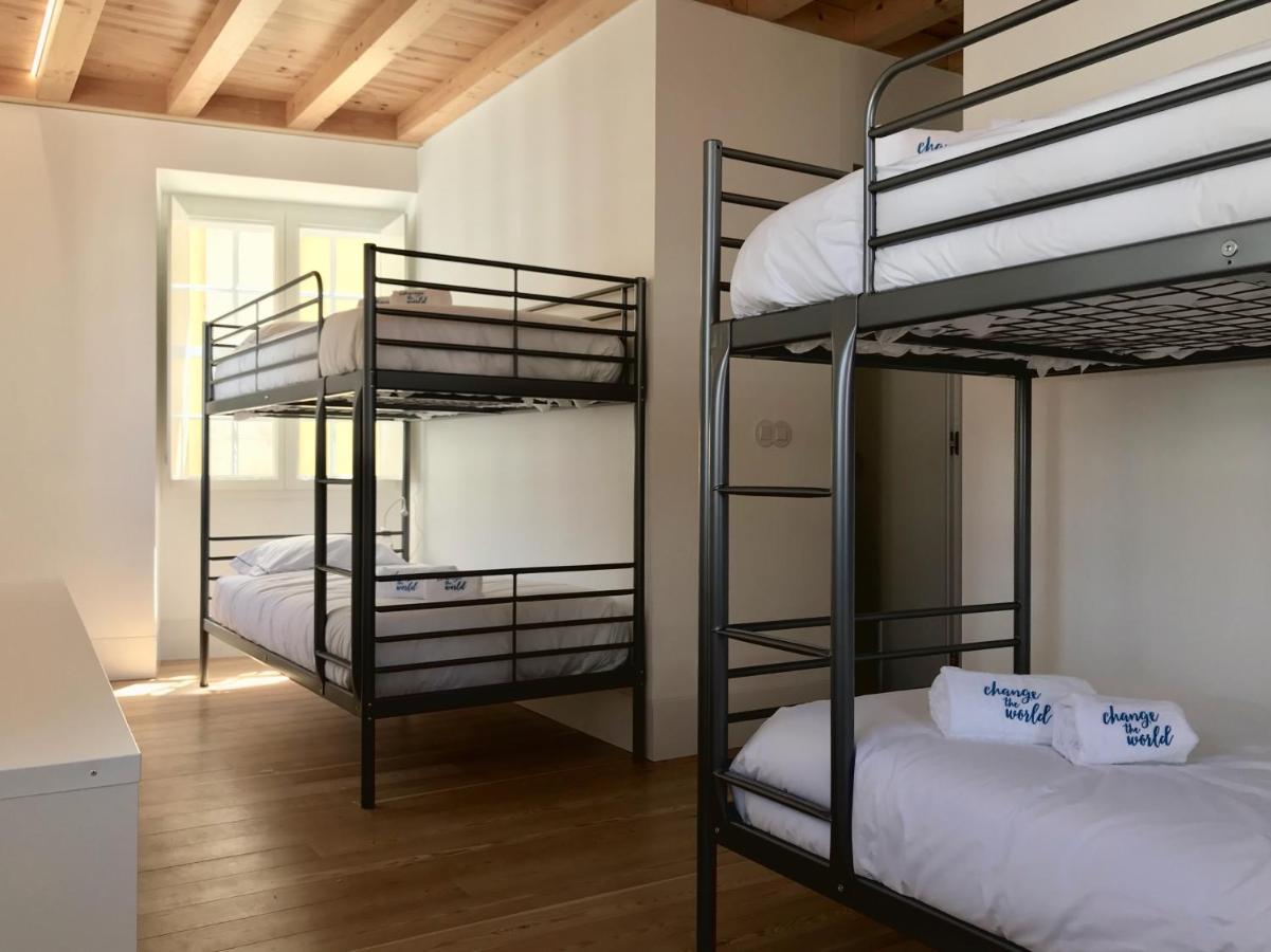 Change The World Hostels - Coimbra - Almedina Εξωτερικό φωτογραφία