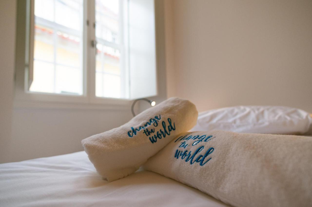 Change The World Hostels - Coimbra - Almedina Εξωτερικό φωτογραφία