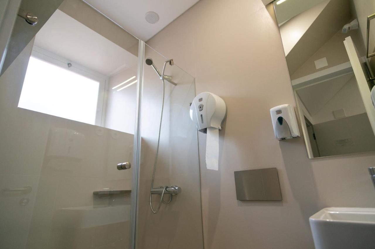 Change The World Hostels - Coimbra - Almedina Εξωτερικό φωτογραφία