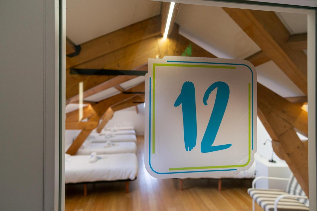 Change The World Hostels - Coimbra - Almedina Εξωτερικό φωτογραφία