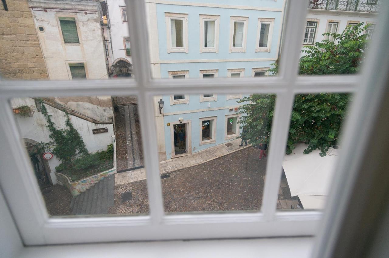 Change The World Hostels - Coimbra - Almedina Εξωτερικό φωτογραφία